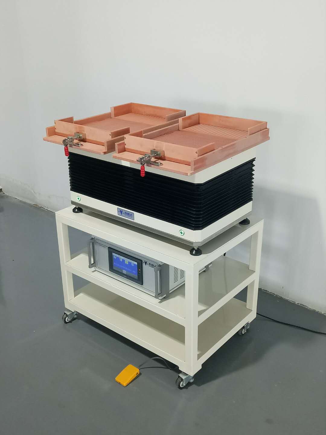 陶瓷圓片自動(dòng)碼垛排列振動(dòng)機(jī)