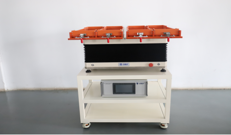 自由人振料機(jī)如何解決手機(jī)生產(chǎn)商零件排列難問題呢？