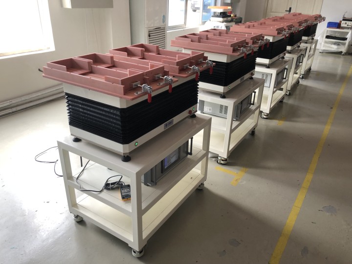 青島平一擺盤機(jī)如何實(shí)現(xiàn)自動(dòng)化生產(chǎn)？