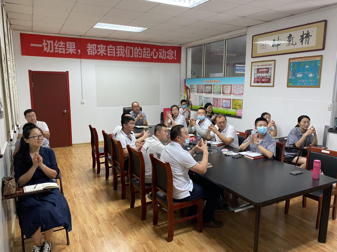 芯片排列需要哪種專業(yè)的零件自動(dòng)搖擺機(jī)？