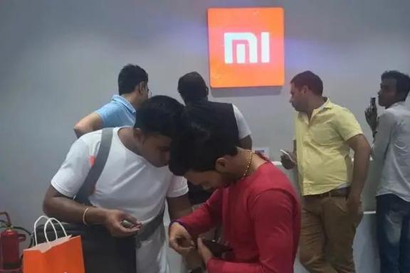 凍結(jié)小米50億資產(chǎn)！換廠的代價太慘痛